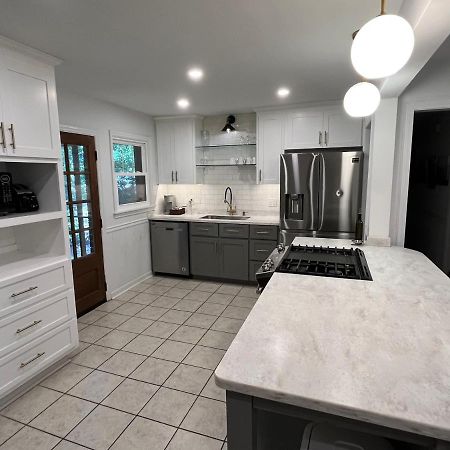 Modern Athens Home 4Bd, 3Bth Экстерьер фото